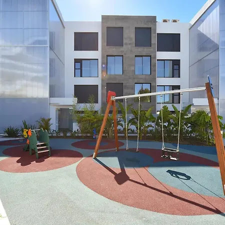 アパート Vivi Homes - Luca Pool, Gym, & Sea View