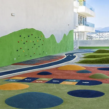 アパート Vivi Homes - Luca Pool, Gym, & Sea View